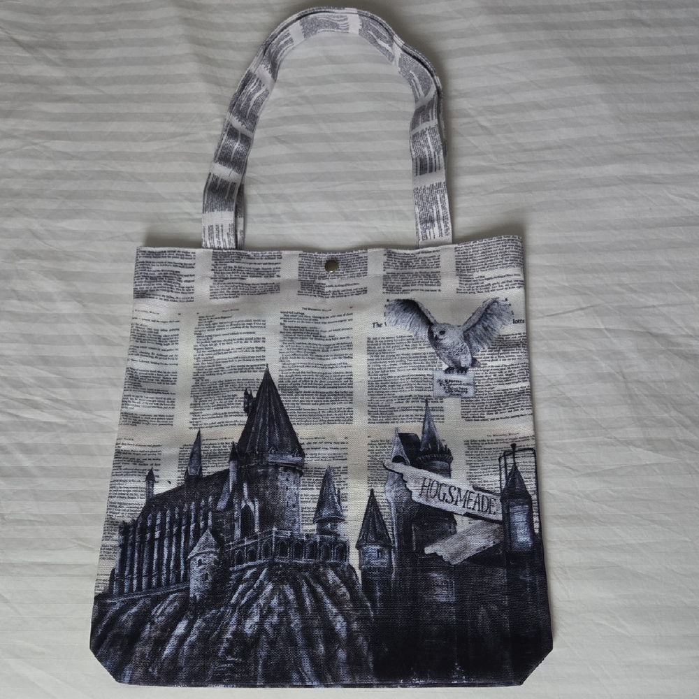 Black and White Hogwarts Tote Bag